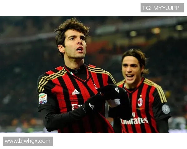 帅气足球明星与优雅正装女生的时尚碰撞展现魅力与风采